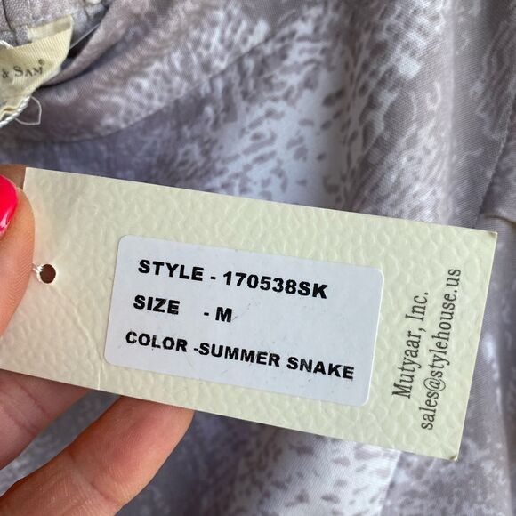 NWT - Sim & Sam Snakeskin Ruffle Mini Wrap Skirt Size: M - Picture 4 of 8